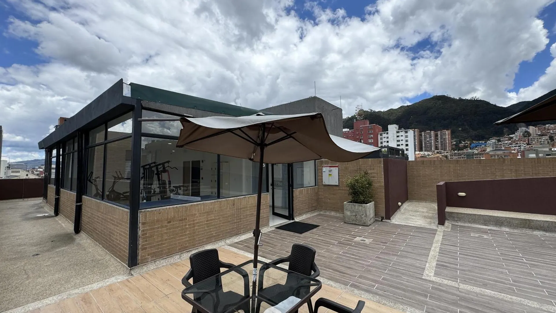 Moderno Apto En Chapinero, A Pasos Del Parque De Los Hippies Con Piscina, Gimnasio Y Zonas Comunes Bogota 0*,
