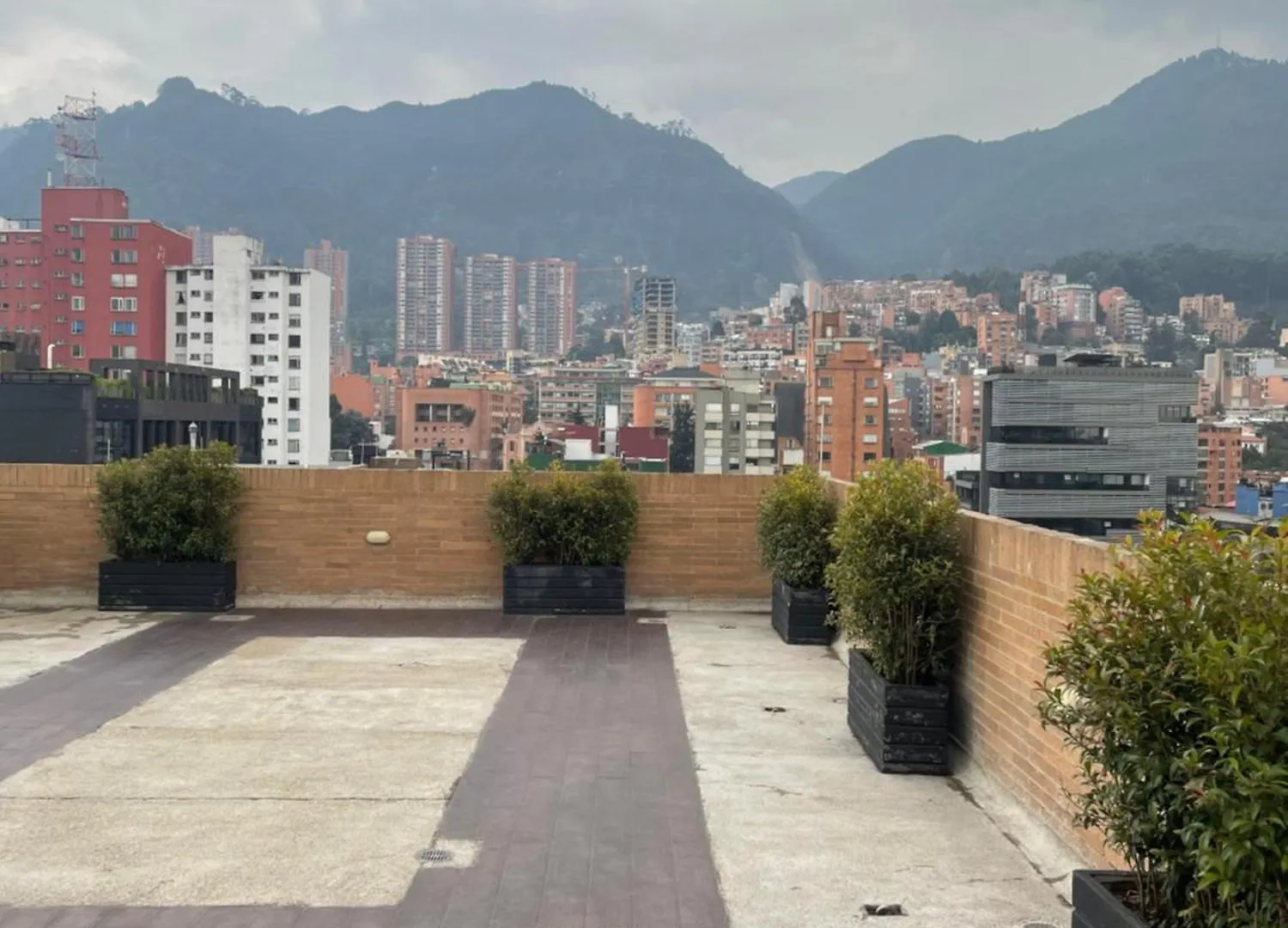 Moderno Apto En Chapinero, A Pasos Del Parque De Los Hippies Con Piscina, Gimnasio Y Zonas Comunes Bogota